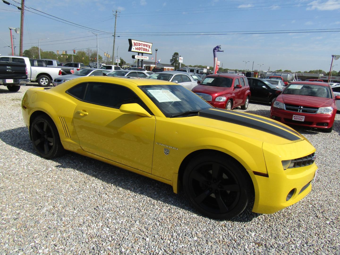 2010 YELLOW /Black Chevrolet Camaro LT1 Coupe (2G1FB1EVXA9) with an 3.6L V6 DOHC 24V engine, Automatic transmission, located at 15016 S Hwy 231, Midland City, AL, 36350, (334) 983-3001, 31.306210, -85.495277 - Photo#0